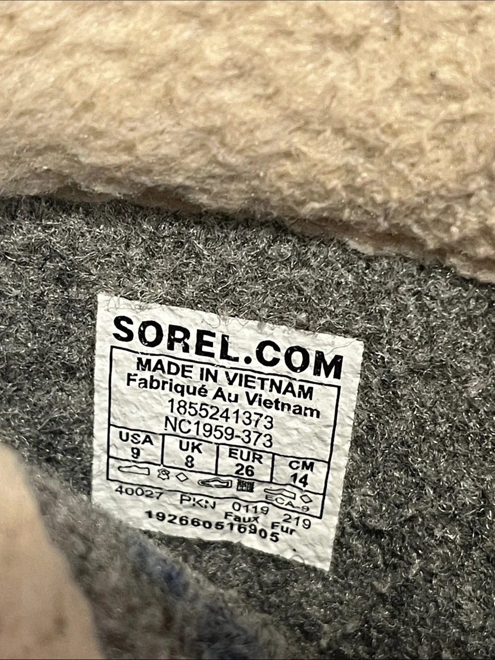 Sorel Kids Winter Snow Boots in Tan and Black - Faux Shearling Lined size 9